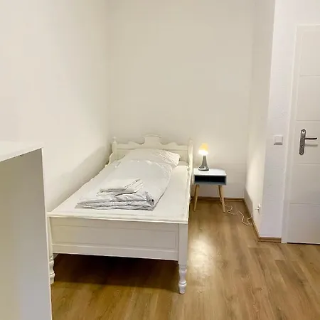 Apartmán 3 Rooms, Free Parking, 25 Min To Duesseldorf, 200 Mbps Wlan *