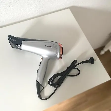 Apartmán 3 Rooms, Free Parking, 25 Min To Duesseldorf, 200 Mbps Wlan Duisburg