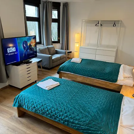 3 Rooms, Free Parking, 25 Min To Duesseldorf, 200 Mbps Wlan *
