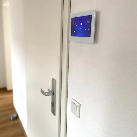 Apartmán 3 Rooms, Free Parking, 25 Min To Duesseldorf, 200 Mbps Wlan *