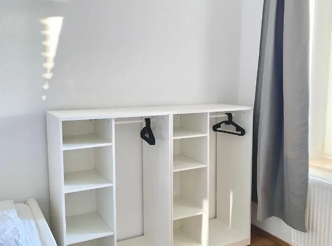 Appartement 3 Rooms, Free Parking, 25 Min To Duesseldorf, 200 Mbps Wlan