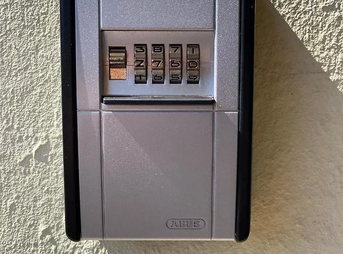 Appartement 3 Rooms, Free Parking, 25 Min To Duesseldorf, 200 Mbps Wlan