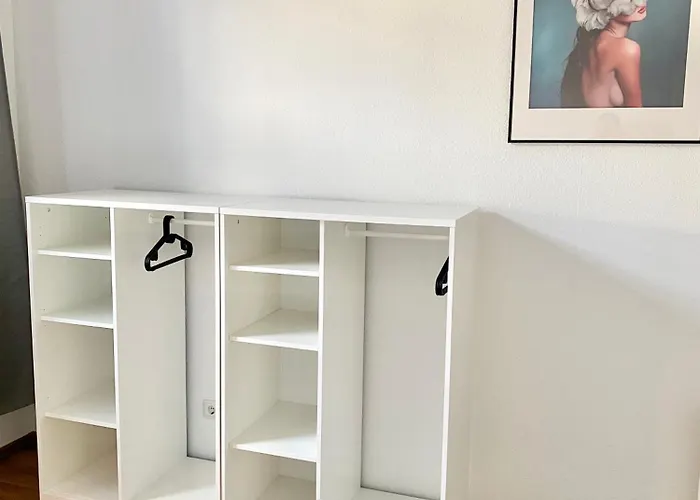 3 Rooms, Free Parking, 25 Min To Duesseldorf, 200 Mbps Wlan Apartamento Duisburgo